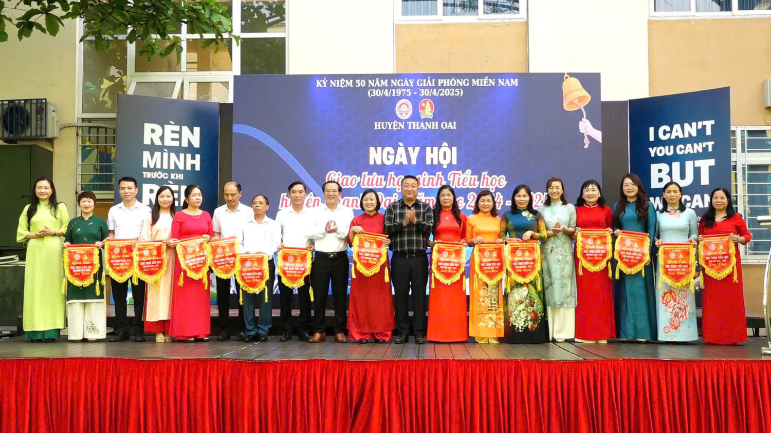 CHÚC MỪNG TRƯỜNG TIỂU HỌC BÌNH MINH A HÁI QUẢ NGỌT. CHÚC MỪNG NHỮNG GƯƠNG MẶT XUẤT SẮC ĐẠT GIẢI CUỘC THI RUNG CHUÔNG VÀNG VÀ LIÊN HOAN CHÚNG EM KỂ CHUYỆN BÁC HỒ NĂM HỌC 2024-2025